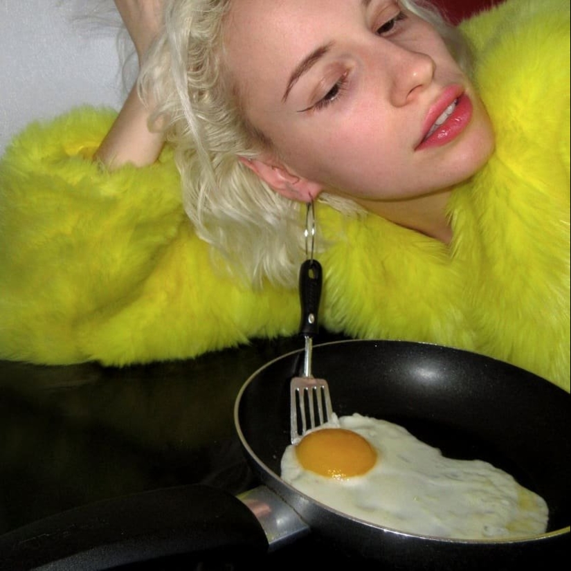 Realidad distorsionada - surrealismo en las obras de Gab Bois Realidad distorsionada - surrealismo en las obras de Gab Bois