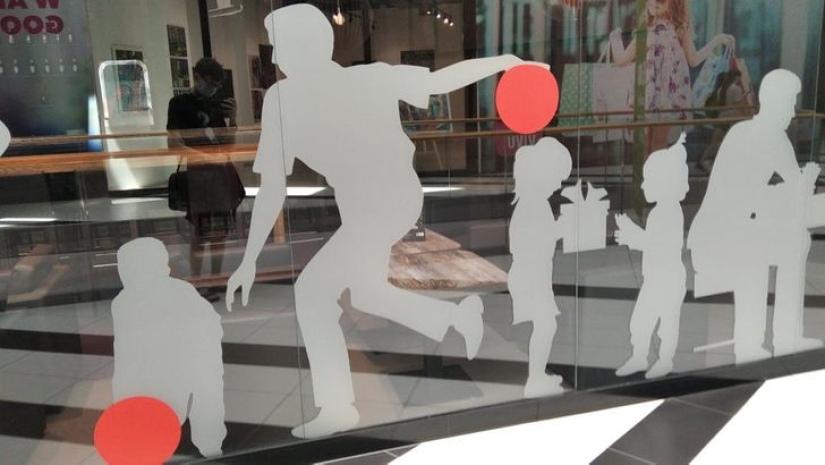 Recreado: 22 creaciones de diseñadores y arquitectos sin brazos Recreado: 22 creaciones de diseñadores y arquitectos sin brazos