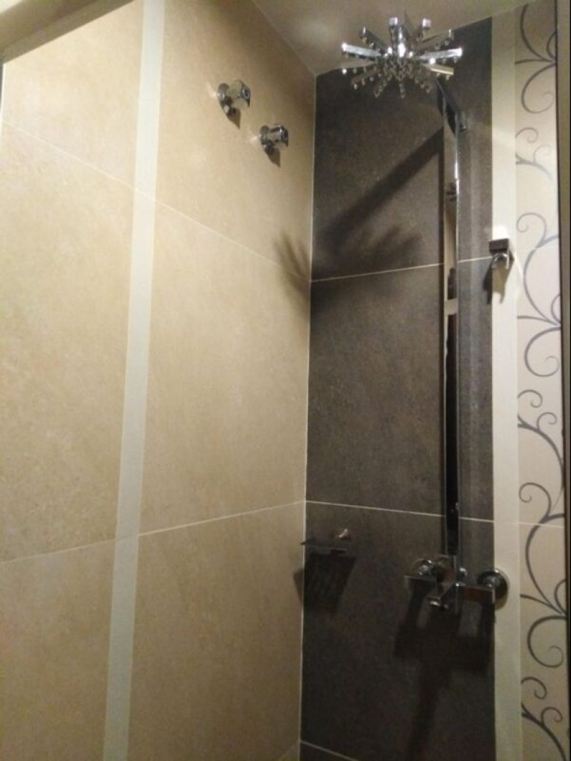 Recreated: 22 creations of armless designers and architects Recreated: 22 creations of armless designers and architects