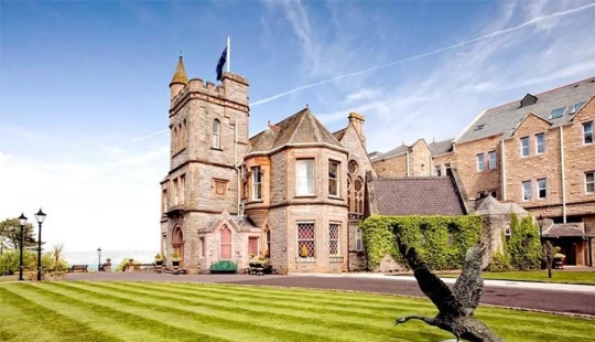 Recreation palaces: 8 royal residences that have become hotels