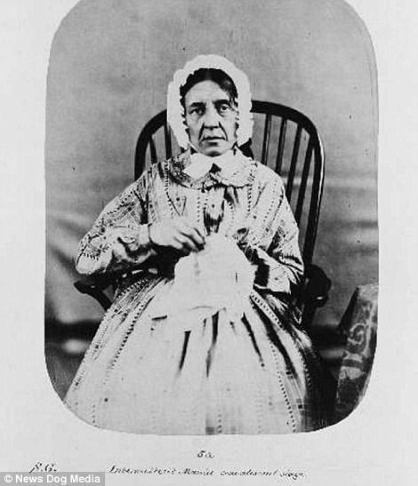 Retratos de “niñas con problemas” - habitantes de Bedlam Retratos de “niñas con problemas” - habitantes de Bedlam