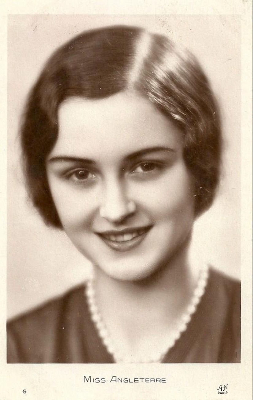 Retro beauties from the covers of a Yugoslav computer magazine