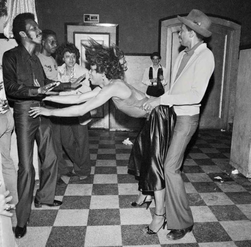 Retro Mix: Sex, Drugs and Disco in New York Nightclubs in the 1970s