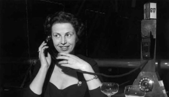 Retro Pickup: How Berlin Flirted with Pipes and Telephones in the 1930s