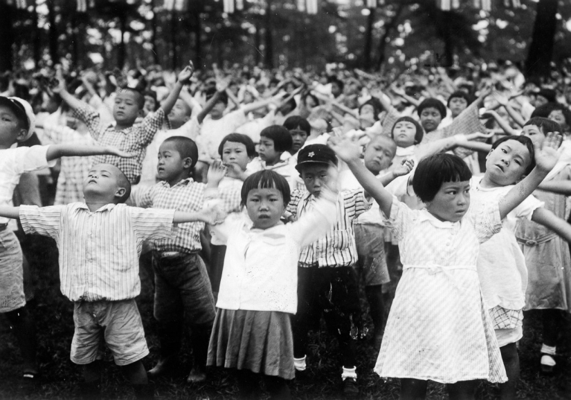 "Retrophizra" : cómo se llevaron a cabo las clases de educación física en 1895-1937