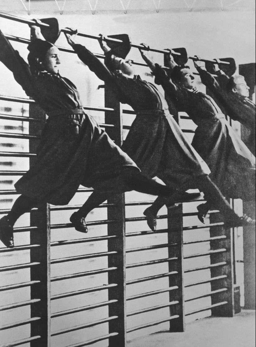 "Retrophizra" : cómo se llevaron a cabo las clases de educación física en 1895-1937