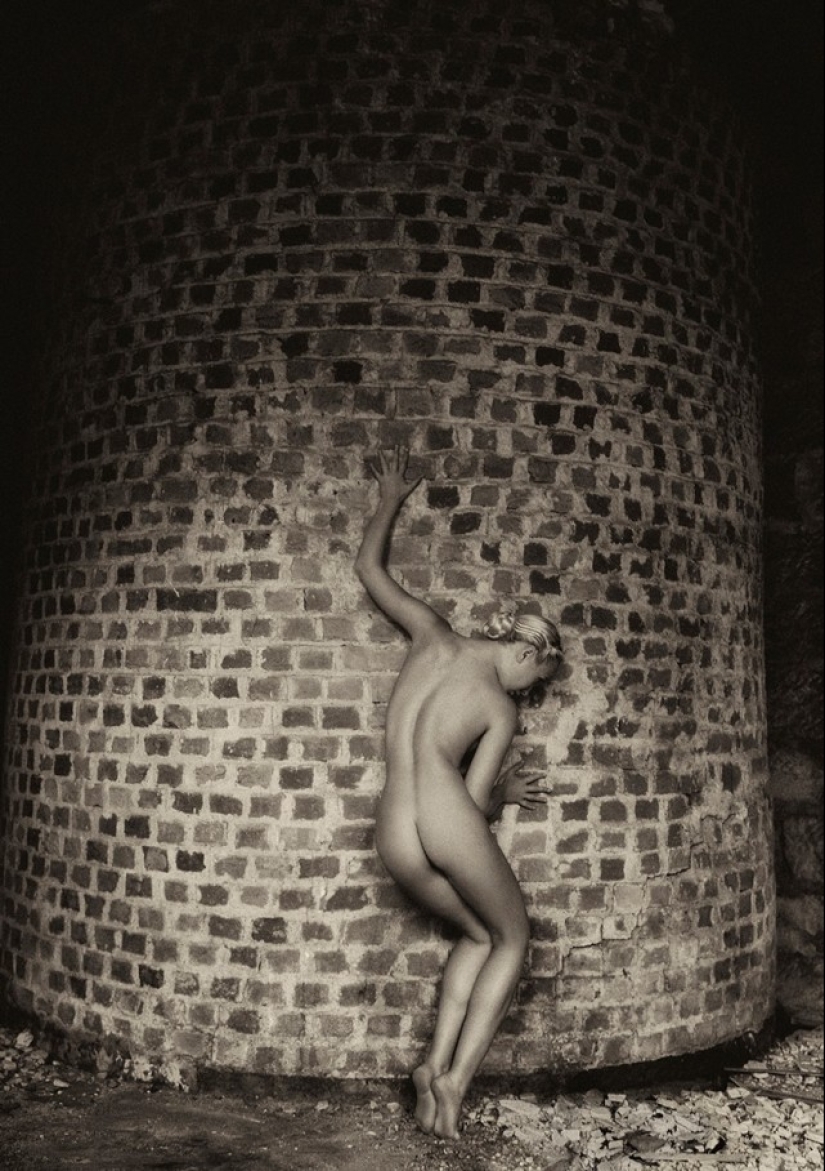 Romantic nude by Trevor and Faye Yerbury