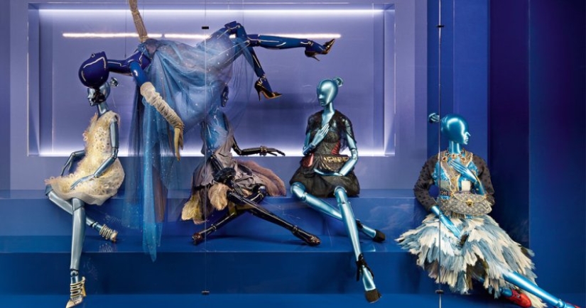 Rostro perdido o la evolución de los maniquíes desde el realismo al primitivismo