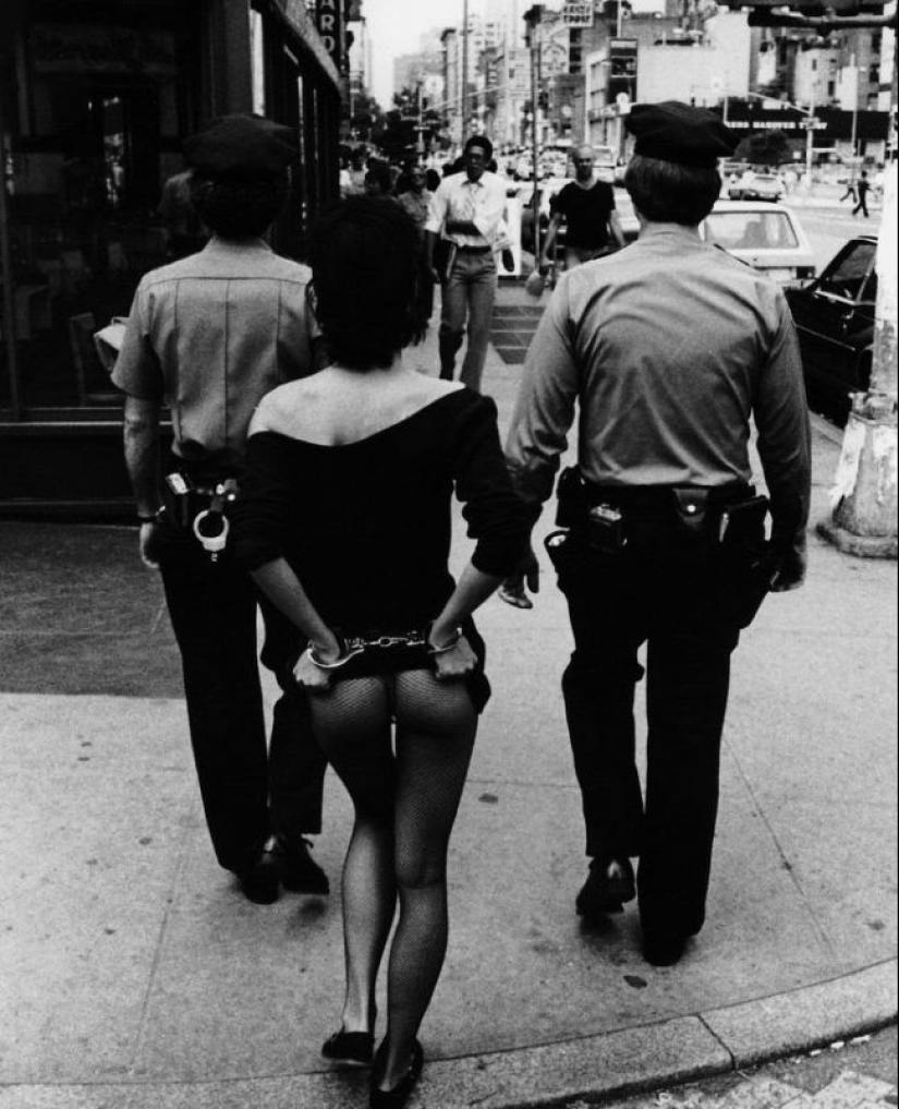 Rotten Apple: de un lado oscuro de nueva York de la década de los 80 en la foto de Myron Zownir Rotten Apple: de un lado oscuro de nueva York de la década de los 80 en la foto de Myron Zownir