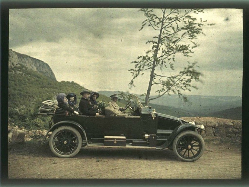 Rusia prerrevolucionaria en las primeras fotografías en color de la década de 1910 por Pyotr Vedenisov Rusia prerrevolucionaria en las primeras fotografías en color de la década de 1910 por Pyotr Vedenisov