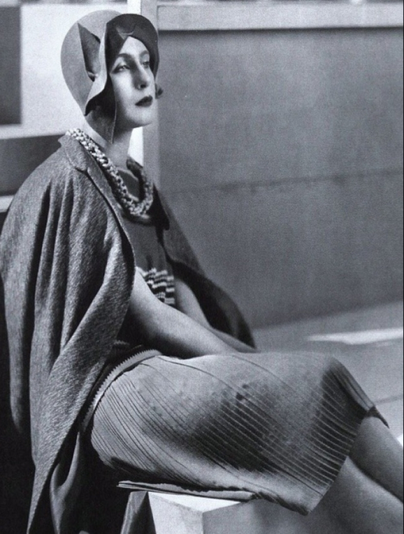 Russian top models of the 30s Russian top models of the 30s