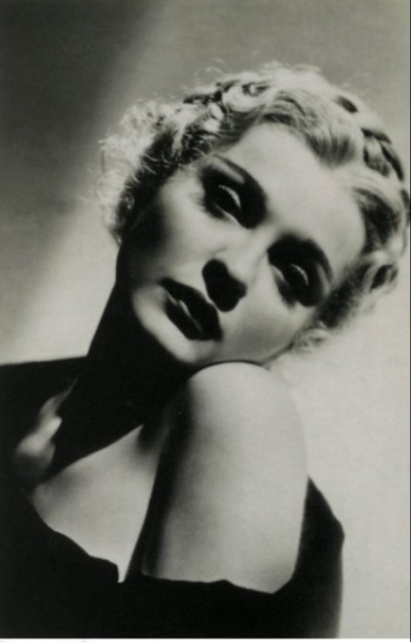 Russian top models of the 30s Russian top models of the 30s