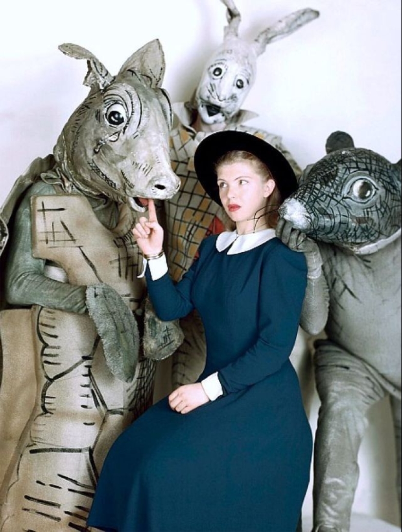 Russian trace in the Western gloss: fashion photos of Sergei Balkin of the 1940s Russian trace in the Western gloss: fashion photos of Sergei Balkin of the 1940s