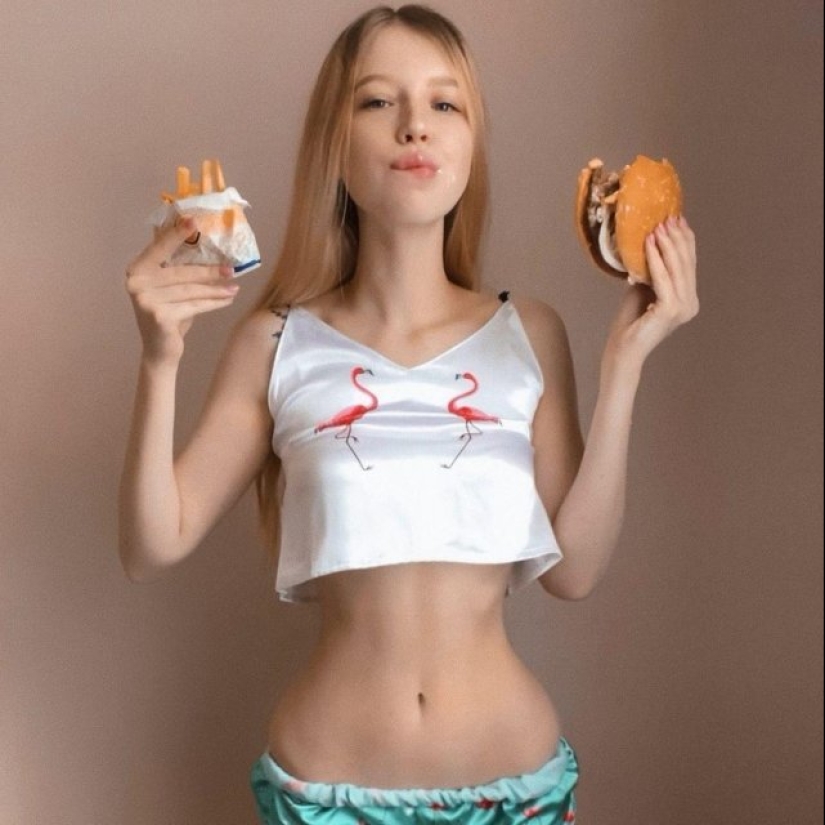 Russian woman Lina Sunspot and her incredible waist, which is hard to believe Russian woman Lina Sunspot and her incredible waist, which is hard to believe