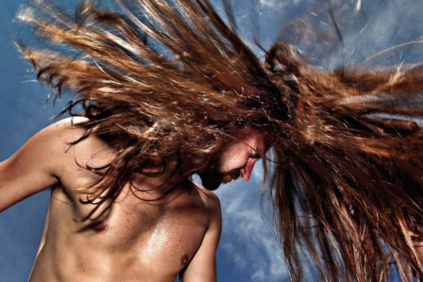 Sacude la cabeza: retratos electrificados de metaleros