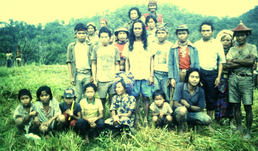 Scam of the Century: A story about a Tribe that Never Existed Scam of the Century: A story about a Tribe that Never Existed