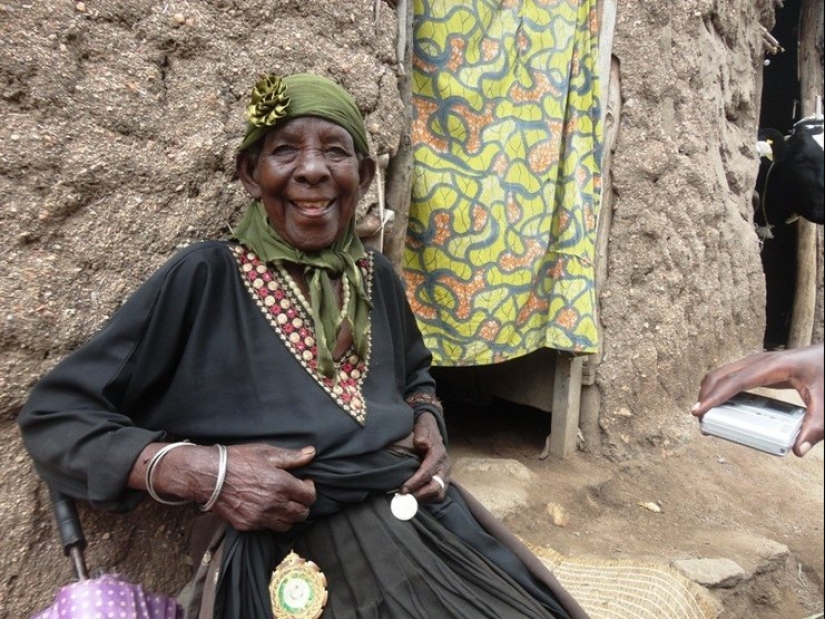 Schindler's Witch: The woman who saved hundreds of lives from genocide Schindler's Witch: The woman who saved hundreds of lives from genocide