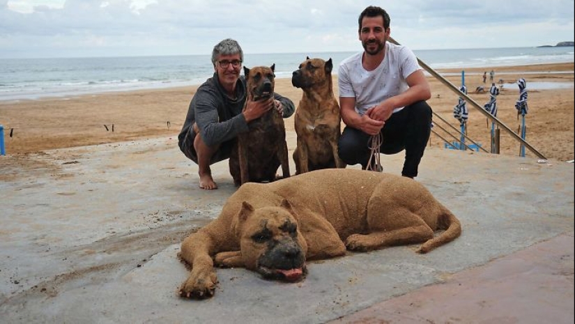 Sculptor Andoni Bastarrica and his amazing but short-lived sand creations Sculptor Andoni Bastarrica and his amazing but short-lived sand creations