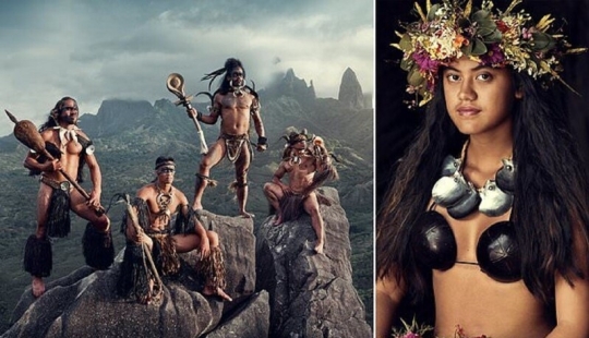 Secluded tribe with incredibly beautiful people in the lens Jimmy Nelson