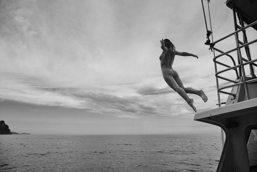 Serene nudity in Stefan Rappo's erotic pictures