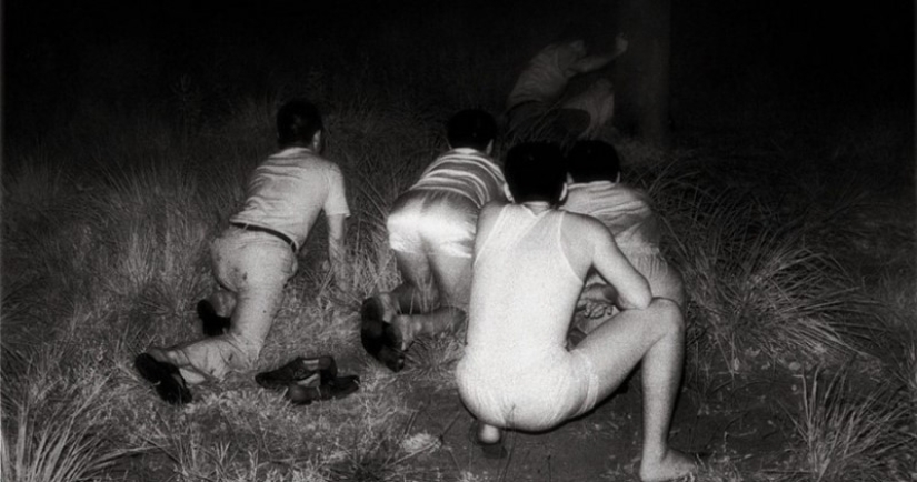 Sex and the City: photos of Kohei Yoshiyuki taken in Tokyo night parks