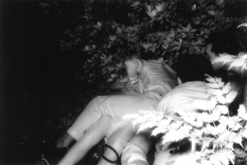 Sex and the City: photos of Kohei Yoshiyuki taken in Tokyo night parks