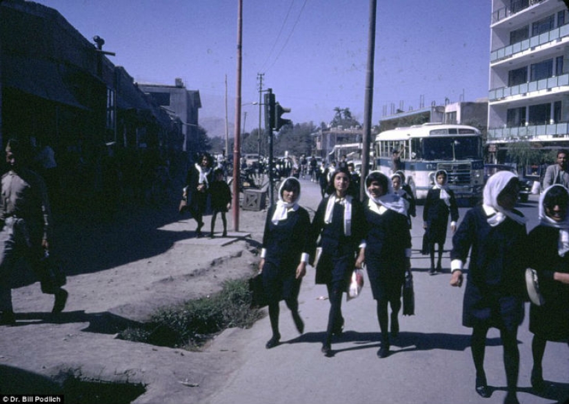 Short skirts, picnics on the side of the road and smiling children — what was Afghanistan before the Taliban