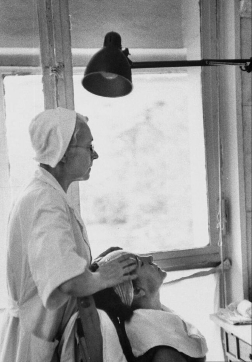 Simples moscovitas de la década de 1950 a través de los ojos de un americano Simples moscovitas de la década de 1950 a través de los ojos de un americano