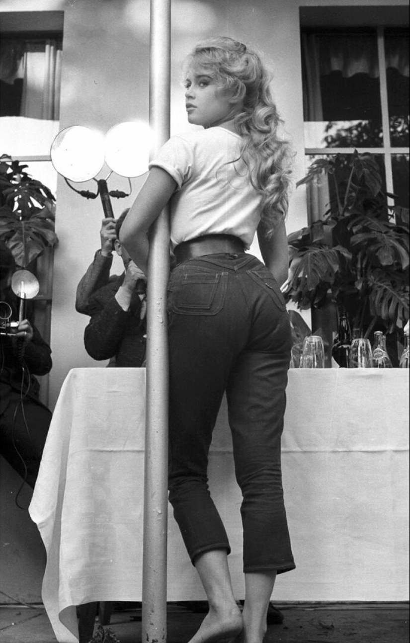 Símbolos sexuales de los años 50, o cómo era el estándar de belleza femenina de esa época