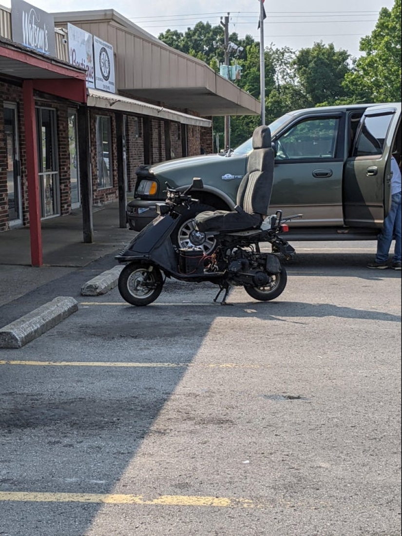 Smeared, molded: 22 crazy solutions to everyday problems that somehow worked Smeared, molded: 22 crazy solutions to everyday problems that somehow worked