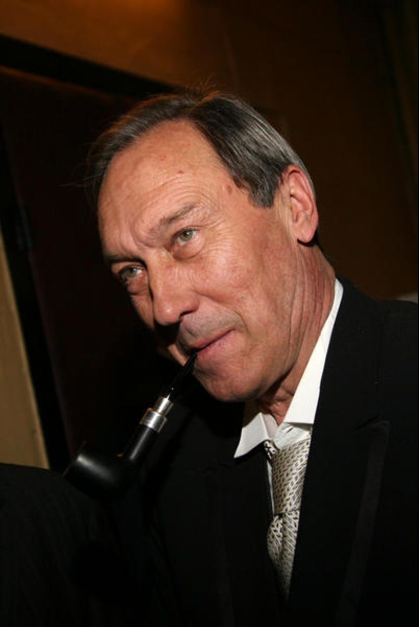 Smoking – health harm: 7 celebrities who died from Smoking