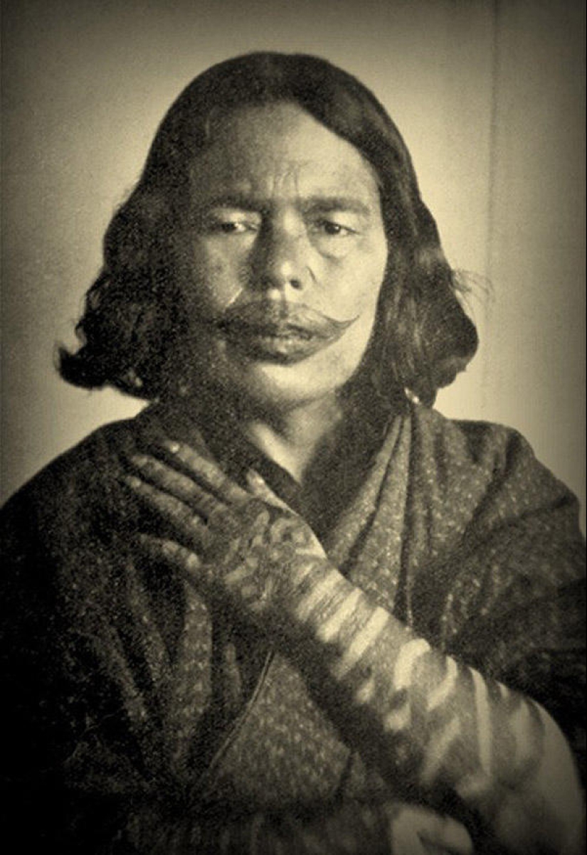 Sonrisas de las mujeres Ainu