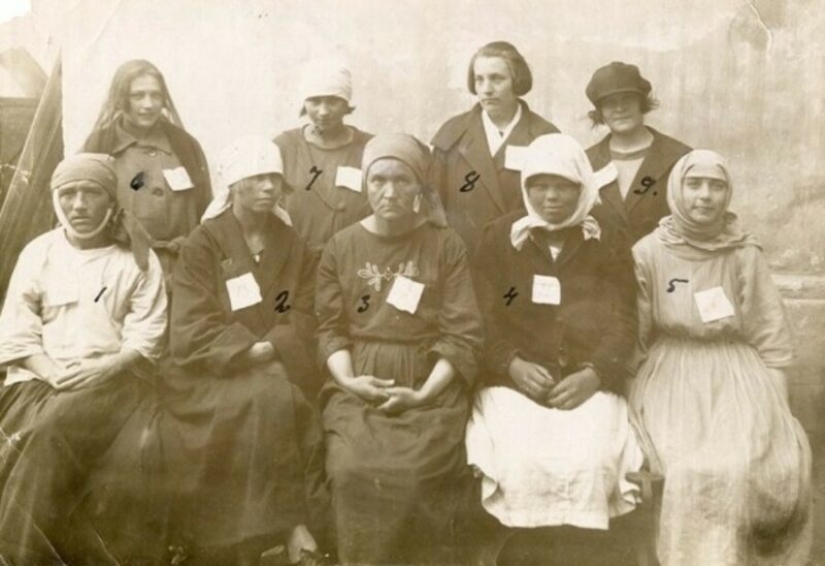 "Spinning houses", "chorus girls" y otras características de la venta de amor en el Imperio ruso "Spinning houses", "chorus girls" y otras características de la venta de amor en el Imperio ruso