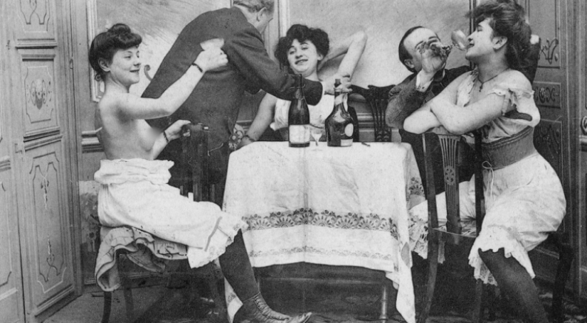 "Spinning houses", "chorus girls" y otras características de la venta de amor en el Imperio ruso "Spinning houses", "chorus girls" y otras características de la venta de amor en el Imperio ruso