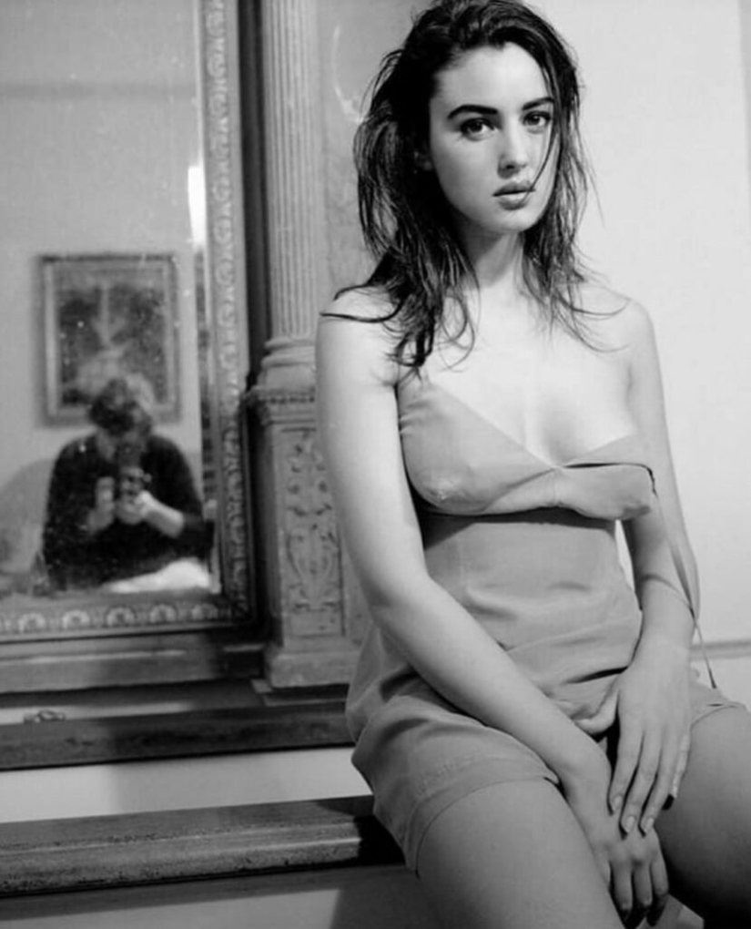 Stéphane Coutelle es un maestro de la fotografía erótica en el que confían las celebridades. Stéphane Coutelle es un maestro de la fotografía erótica en el que confían las celebridades.