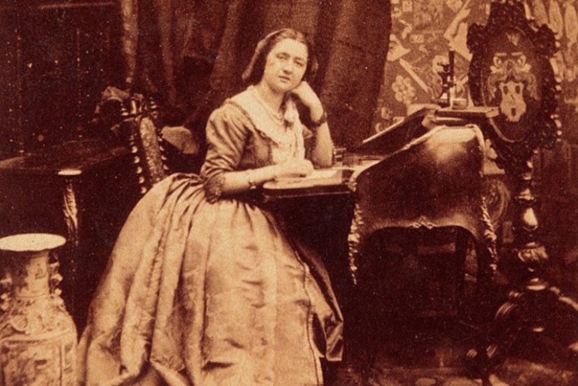 Strange medical procedures that were considered curative in the past Strange medical procedures that were considered curative in the past