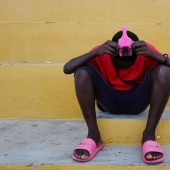 Street Photographer Takes Pictures Around The World That Capture Different Cultures And Lifestyles