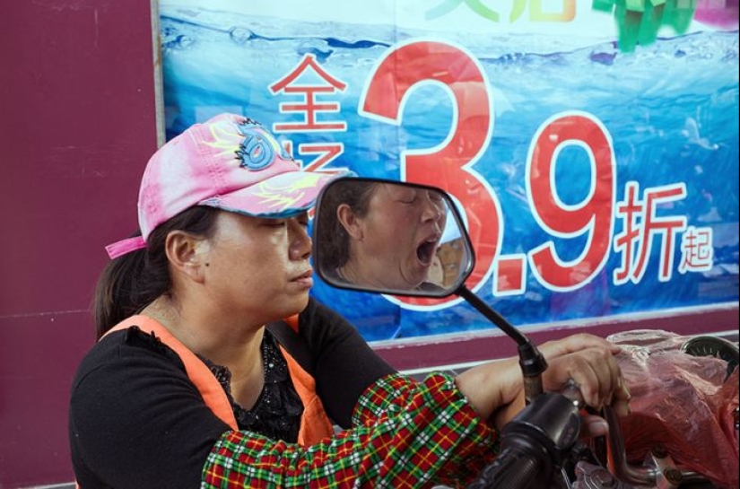 Street photos by Chinese photographer Tao Liu Street photos by Chinese photographer Tao Liu