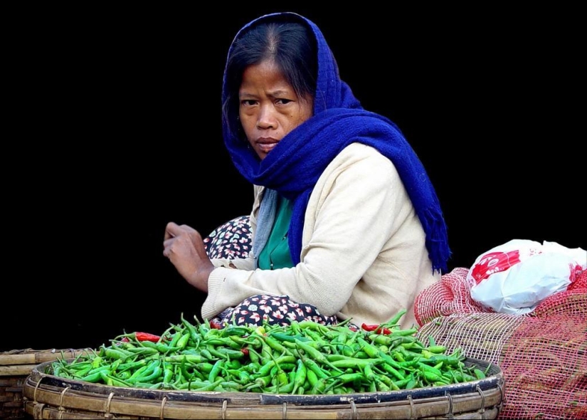 Street trade in different countries of the world