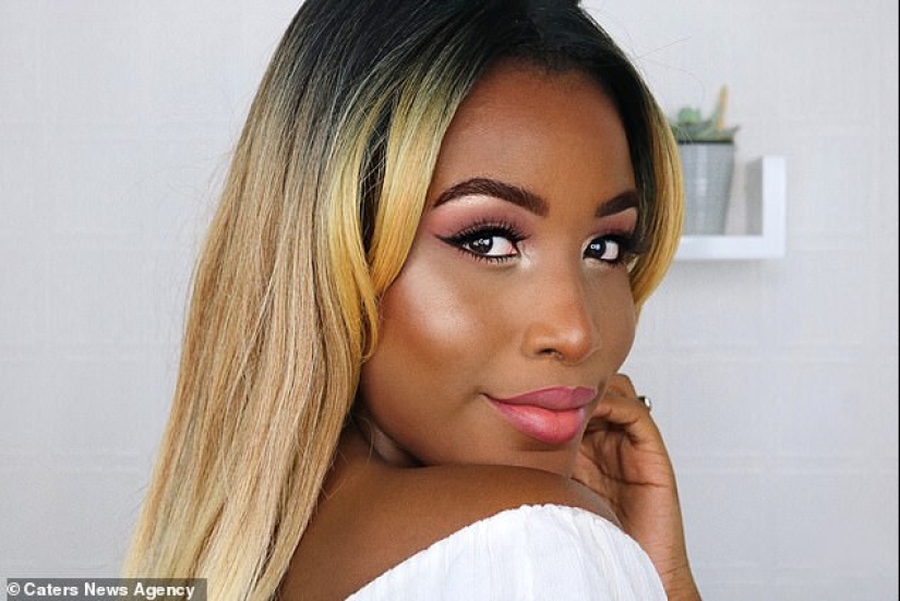 Stunning optical illusion on the face of the 20-year-old British women Stunning optical illusion on the face of the 20-year-old British women