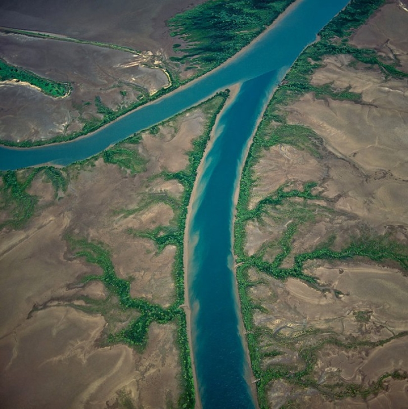 Stunning photos of reservoirs of the Earth from the air