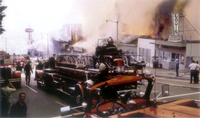 Sutro Baths - the largest water park of the 19th century