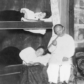 Sweet datura: photos of opium dens in the USA of the XX century