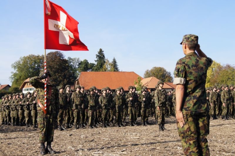 Swiss Armed Forces — why does a country need an army that is not fighting