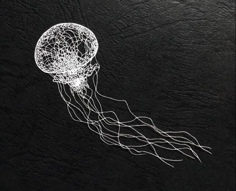 Talla de papel de filigrana de la artista japonesa Rika Fukuda