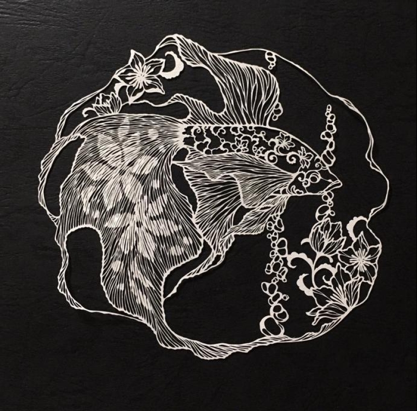 Talla de papel de filigrana de la artista japonesa Rika Fukuda