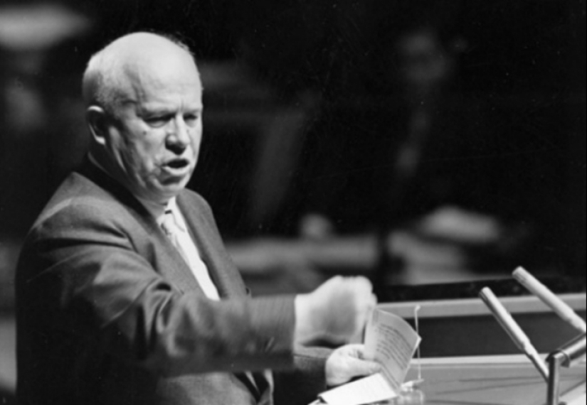 "¡Te enterraremos!"y otros errores de traducción que tuvieron consecuencias desastrosas "¡Te enterraremos!"y otros errores de traducción que tuvieron consecuencias desastrosas