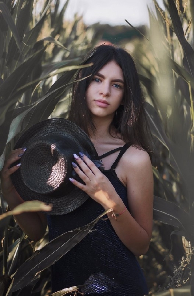 Tender village erotica from Belarusian photographer Maxim Baturin Tender village erotica from Belarusian photographer Maxim Baturin