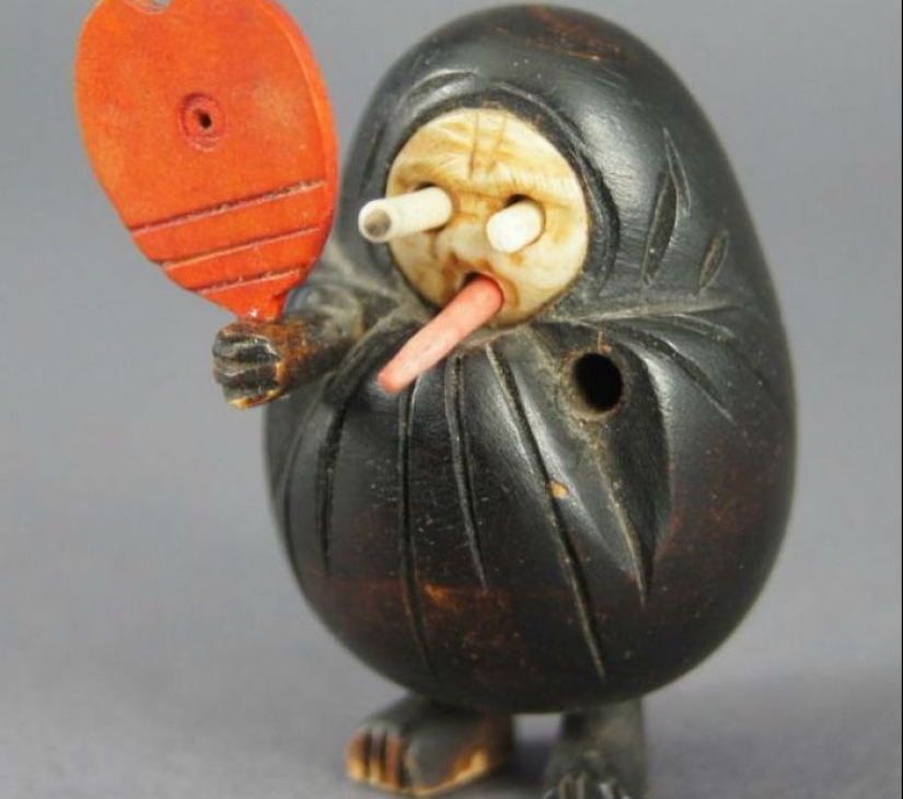 Terriblemente divertido. Juguetes viejos que te hacen sentir incómodo Terriblemente divertido. Juguetes viejos que te hacen sentir incómodo