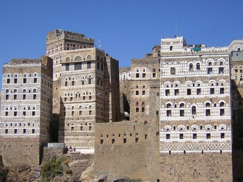 The 10 strangest places people live in The 10 strangest places people live in